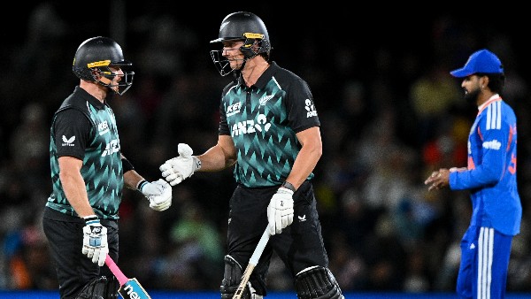 Glenn Phillips Fires 107 in 49 as New Zealand Posts 259 for 7 Wickets in Auckland India in 4th T20i Glenn Phillips Fires 107 in 49 as New Zealand Posts 259 for 7 Wickets in Auckland India in 4th T20i