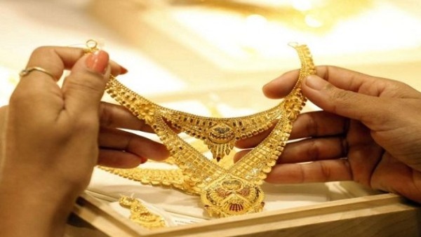 Gold Rates across India counters responded to minor shifts international currency valuations steady