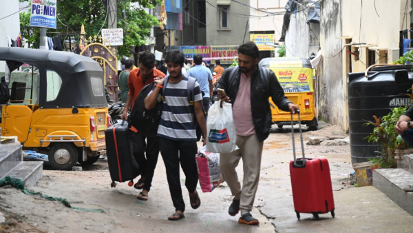 Government hostels in Hyderabad for IT Employees shock for private Hostels in Hyderabad revanth govt