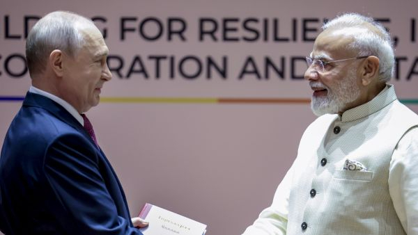 Putin Praises PM Modi Highlights Indian Leaders Exceptional Ideas To End The Ongoing Ukraine Conflict