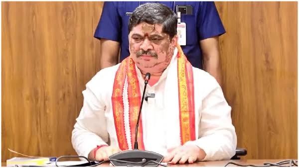 rtc-metro-common-pass-fares-to-be-reviewed-for-public-convenience-as-minister-ponnam-decision rtc-metro-common-pass-fares-to-be-reviewed-for-public-convenience-as-minister-ponnam-decision