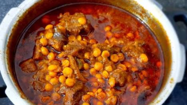 Senagapappu Mutton Curry Recipe - Know making process of Authentic Andhra Style Chickpea Mutton Curry