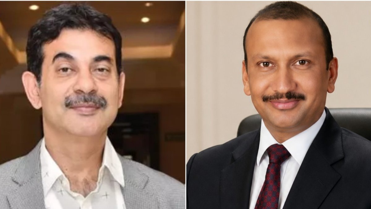 తెలంగాణలో భారీగా ఐఎఎస్ బదిలీలు: జయేష్ రంజన్ కూ స్థానచలనం