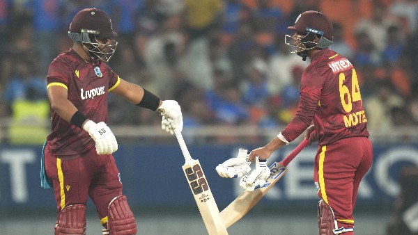 Shai Hope carried the bat with his 162 not out as West Indies chased down 352 against India in 3rd ODI Shai Hope carried the bat with his 162 not out as West Indies chased down 352 against India in 3rd ODI
