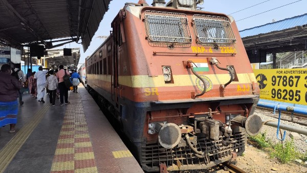 South Central Railway has Announces Special Trains from Repalle to Charlapalli in Oct 21 and 22 rush