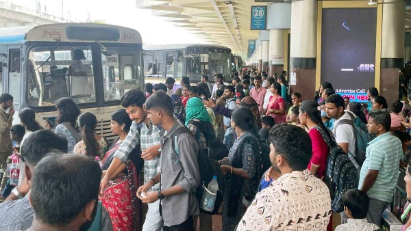 TGSRTC to Run 7 000 Special Buses for Dussehra Higher Fares on Peak Days clarity on Free Travel for Women