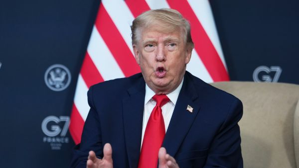 Trump Says Nobody Knows Who Runs Iran as Conflict Enters Eighth Month Warns of Unpredictable Future