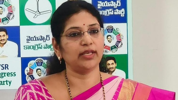 janasena leader bolisetty satyanarayana extends support to ysrcp s mayoral candidate in GVMC