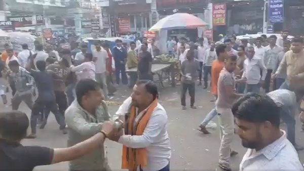 Viral Video Fight Breaks Out In Lucknow Over Less Water In Coconut Police arrested 7 people Details