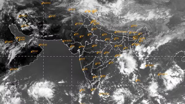 North India Weather Alert Heavy Rain And Hailstorms Expected Today As Monsoon Nears Complete Exit North India Weather Alert Heavy Rain And Hailstorms Expected Today As Monsoon Nears Complete Exit