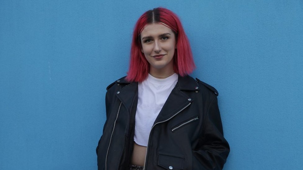 లిలీ లిలీ