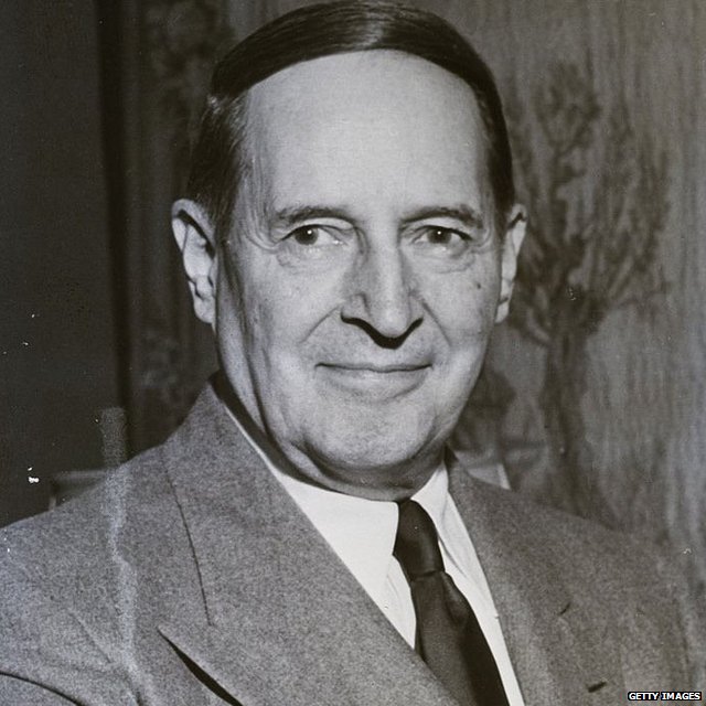 జనరల్ డగ్లస్ మెక్‌కార్తి, జపాన్‌లో అమెరికా ఆర్మీ కమాండర్