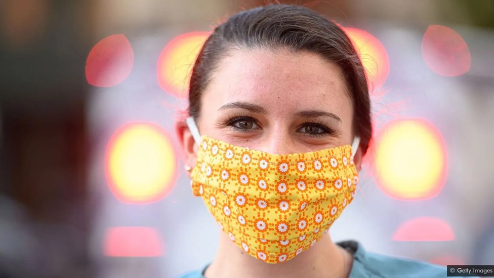 మాస్కులంటే ఇష్టపడేవారు