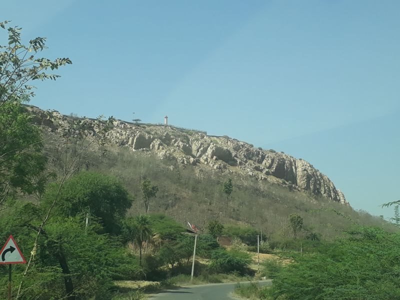 మాన్గఢ్ కొండ మాన్గఢ్ కొండ