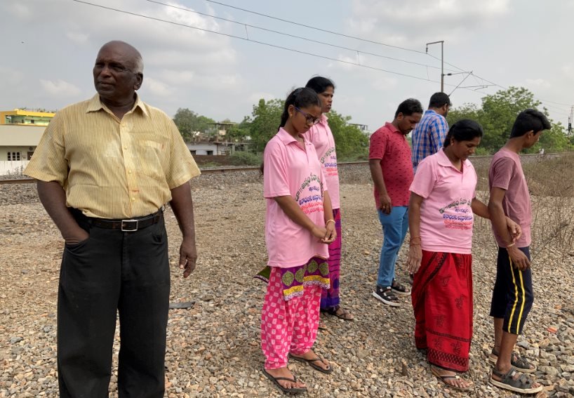 అన్నం శ్రీనివాసరావు టీం