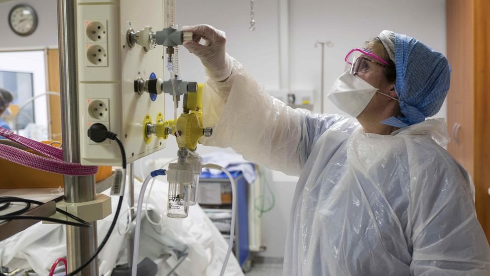 ఇరవై మందిలో ముగ్గురికి ఆక్సిజన్ అవసరం