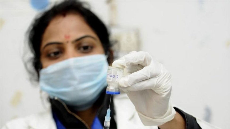 విధుల్లో డాక్టర్