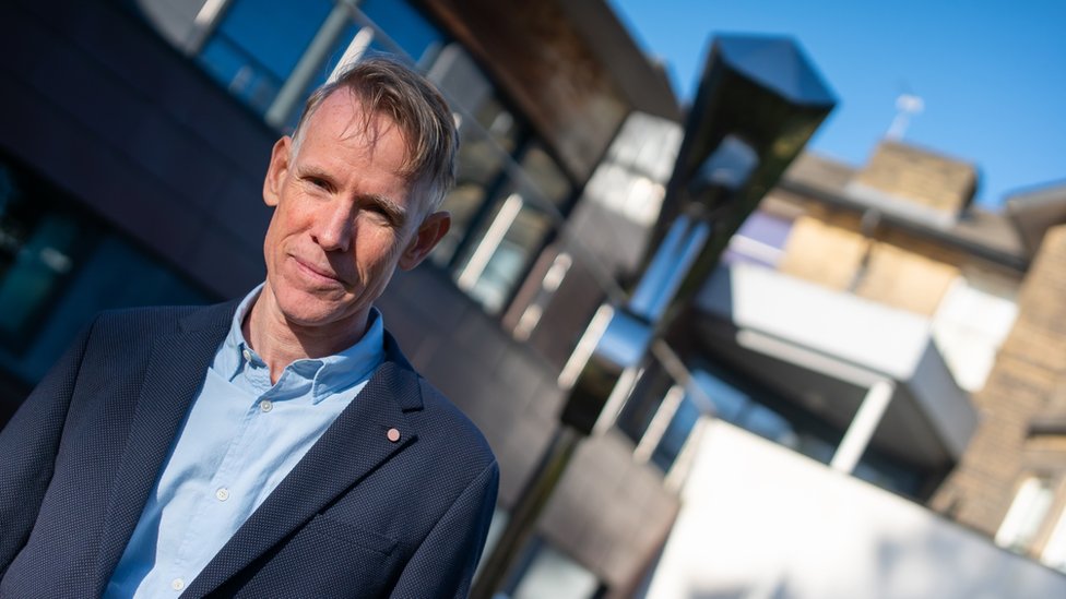 ఎపిడెమియాలజిస్ట్ డాక్టర్ జాన్ రైట్