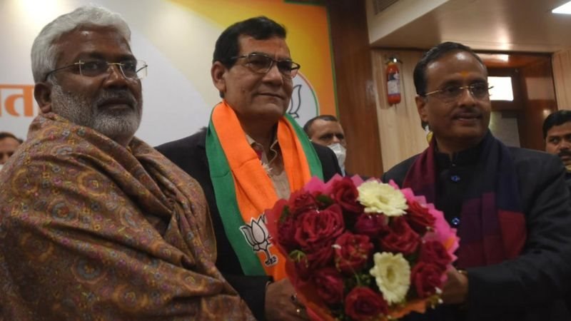 అరవింద్ శర్మ బీజేపీలోకి చకచకా వచ్చి శాసనమండలి సభ్యుుడు కూడా అయ్యారు. ఆయన వేగాన్ని చూశాక యూపీ సీఎం కాబోతున్నారని ప్రచారం జరిగింది.