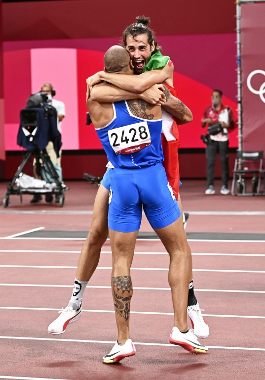 జియాన్మార్కో టామ్బెరీ, ఎసా బార్షిమ్ జియాన్మార్కో టామ్బెరీ, ఎసా బార్షిమ్