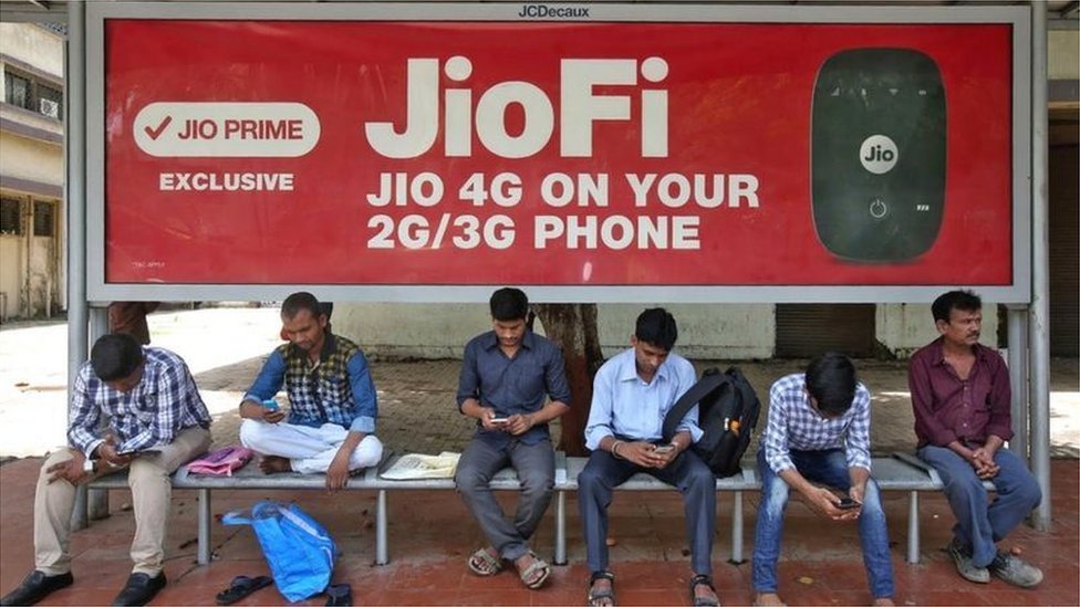 టెలికాం రంగంలో కింగ్ రిలయన్స్ జియో టెలికాం రంగంలో కింగ్ రిలయన్స్ జియో