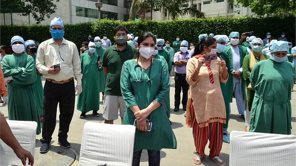 వైద్యులు