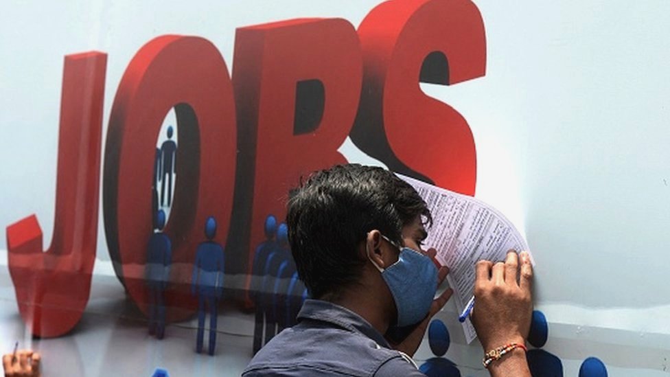 నిరుద్యోగి (ప్రతీకాత్మక చిత్రం) నిరుద్యోగి (ప్రతీకాత్మక చిత్రం)