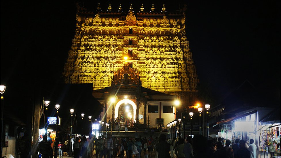 కేరళ పద్మనాభస్వామి ఆలయం కేరళ పద్మనాభస్వామి ఆలయం