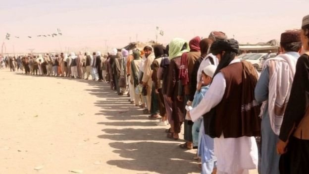 డాలర్ల స్మగ్లింగ్-పాక్ రూపాయిపై ప్రభావం