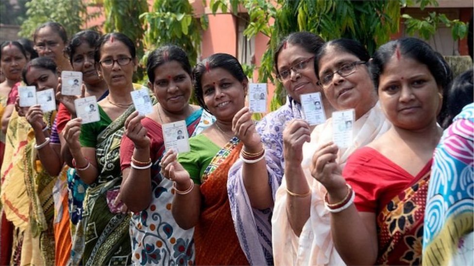 రెండు తెలుగు రాష్ట్రాలలో ఉప ఎన్నిలకు రాజకీయ పక్షాలు సిద్ధమవుతున్నాయి. రెండు తెలుగు రాష్ట్రాలలో ఉప ఎన్నిలకు రాజకీయ పక్షాలు సిద్ధమవుతున్నాయి.