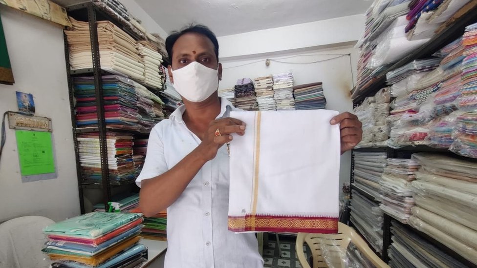 పొందూరు ఖాదీకి దేశవ్యాప్తంగా గుర్తింపు ఉంది. పొందూరు ఖాదీకి దేశవ్యాప్తంగా గుర్తింపు ఉంది.