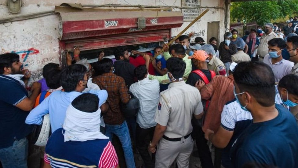 దిల్లీ వైన్ షాప్