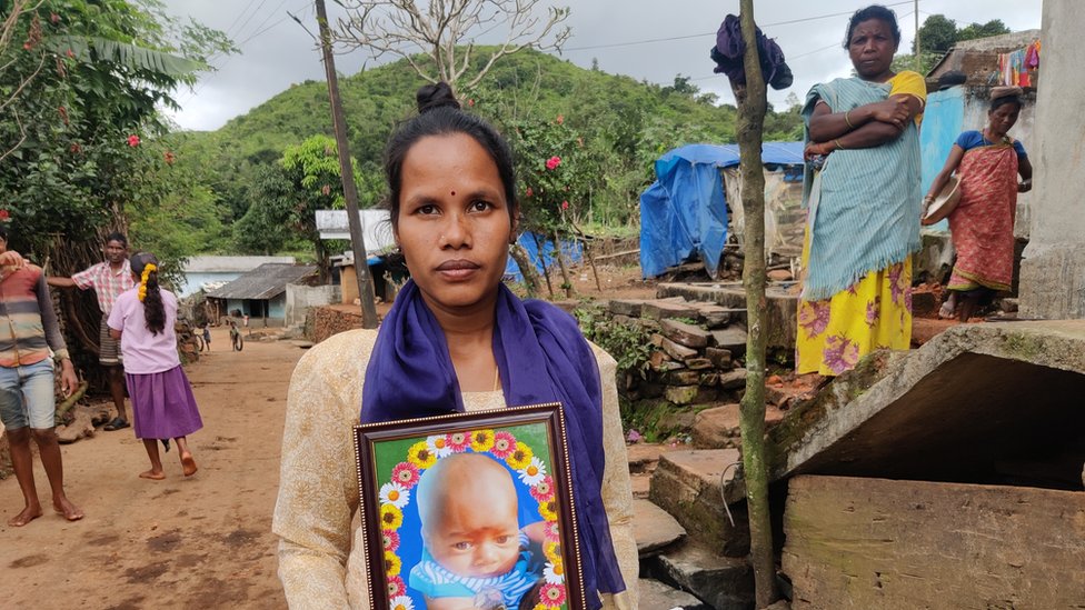 రూఢకోటలో గత రెండేళ్లలో పుట్టిన పిల్లల్లో ఇప్పటికి 12 మంది శిశువులు మరణించారు.