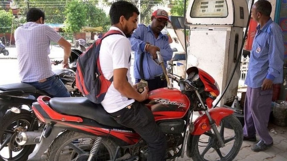 పెట్రోలు ధరలు పెట్రోలు ధరలు
