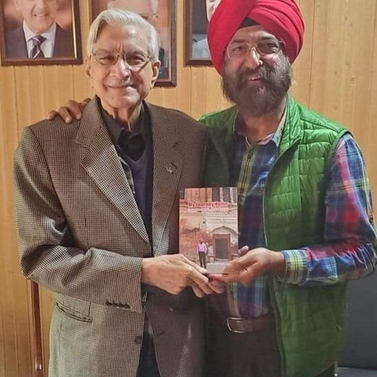 మహ్మద్ బషీర్ వర్క్‌ తో తరుంజిత్ సింగ్