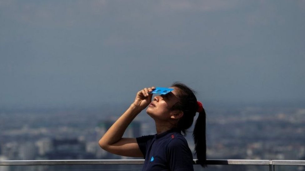 శనివారం కొన్ని ప్రాంతాల్లో పాక్షిక సూర్యగ్రహణమే కనిపిస్తుంది.