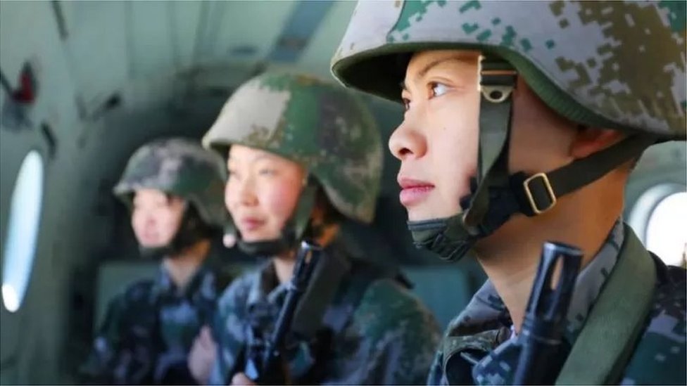 చైనా సైనికులు