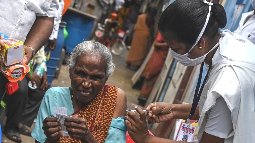 వ్యాక్సినేషన్
