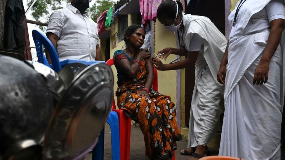 వాక్సినేషన్