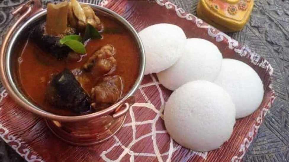 సంక్రాంతికి కొన్ని ప్రాంతాలలో మాంసం వండకపోగా, కొన్నిచోట్ల ప్రత్యేకంగా తయారు చేస్తారు