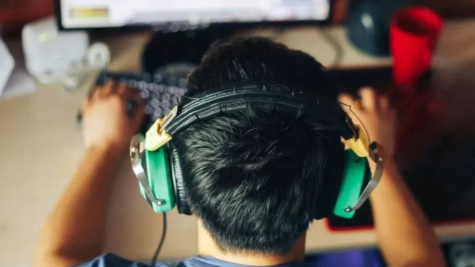 భారతదేశంలో 43 లక్షల మంది ఆన్‌లైన్ గేమర్‌లు ఉన్నారని అంచనా