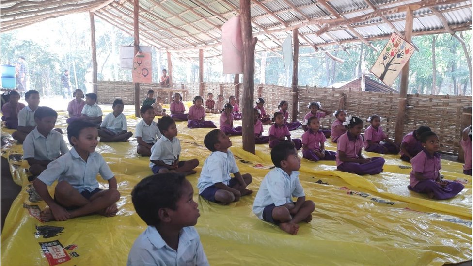 అన్ని వయసుల పిల్లలకు ఒకటే క్లాసు, సిలబస్ ఉండటం కొండబడి ప్రత్యేకత