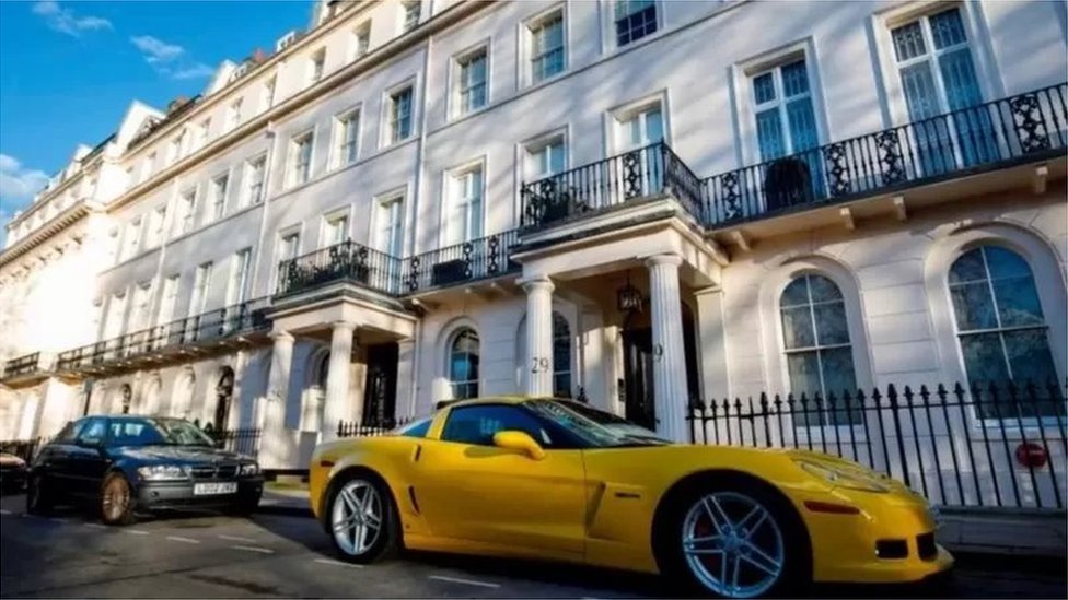 లండన్‌లో ఓ ఖరీదైన భవనం