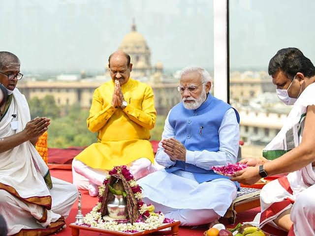 మోదీ మోదీ