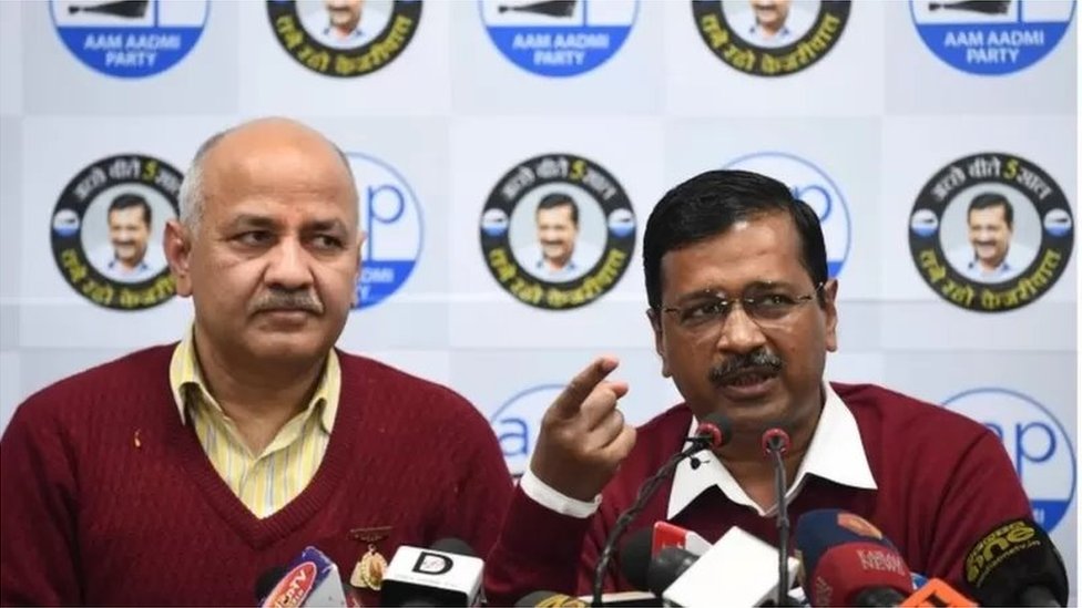 మనీశ్ సిసోదియా, కేజ్రీవాల్ మనీశ్ సిసోదియా, కేజ్రీవాల్