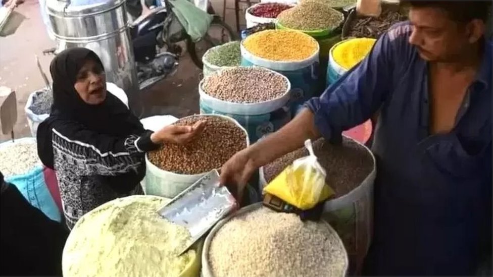 పాకిస్తాన్‌లో తీవ్ర ద్రవ్యోల్బణం