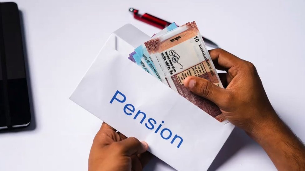 పెన్షన్ పెన్షన్