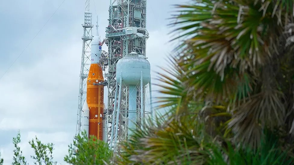 ఎస్‌ఎల్‌ఎస్ రాకెట్