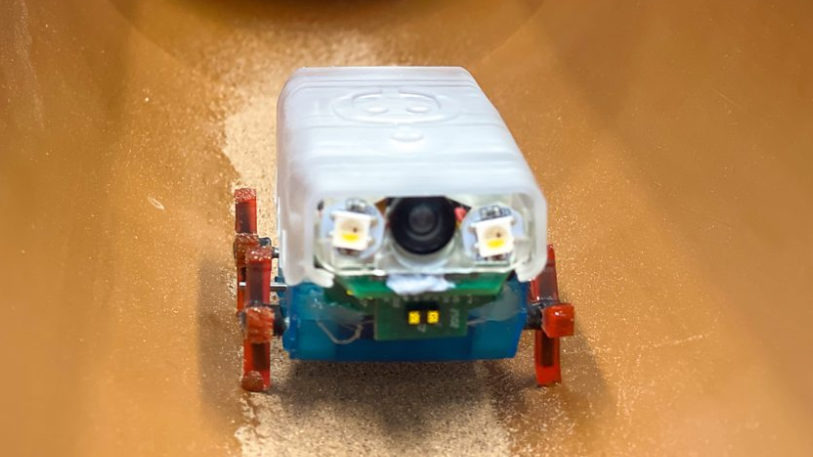 పైపులోని రోబో