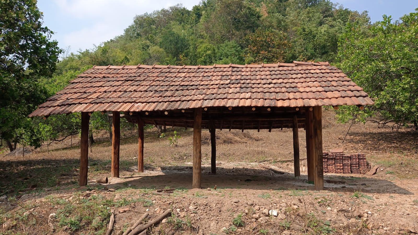 పెంకు పాఠశాల